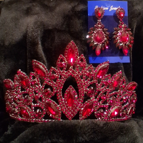 (NNU) Henna Bridal Crown Stunning Burgundy Crystal Crown and Earrings Set